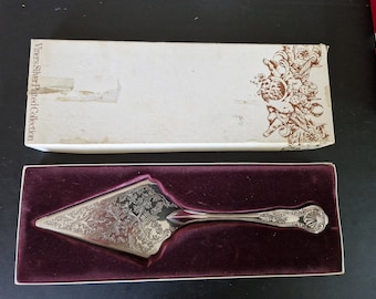 Vintage Boxed Kings Pattern White Metal Cake/ Pie Server - 11.5 Inches