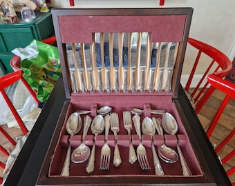 Superb Vintage Wooden Canteen of Dubarry Pattern Cutlery - 44 Pieces
