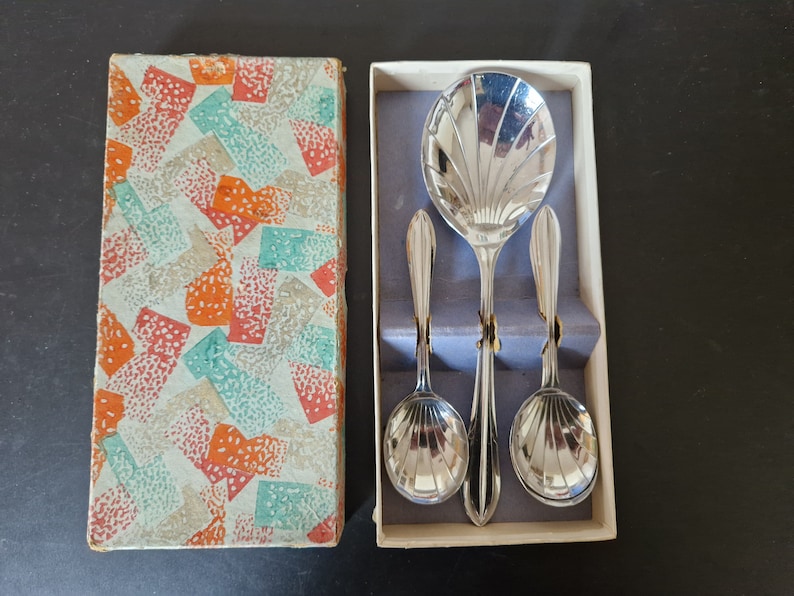 Conjunto vintage en caja de cucharas de fruta/postre estilo vieira x 6 y cuchara para servir imagen 1