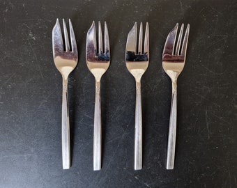 Vintage set of 1960's Cake/ Dessert Forks x 4