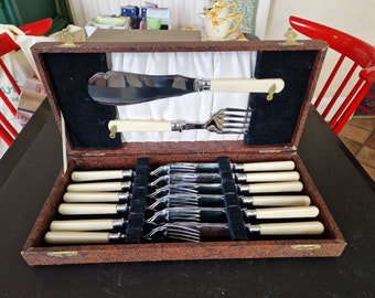 Vintage Boxed set of Faux Bone Handled Fish Cutlery & Fish Servers