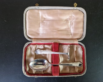 Vintage Boxed Childrens Spoon & Pusher