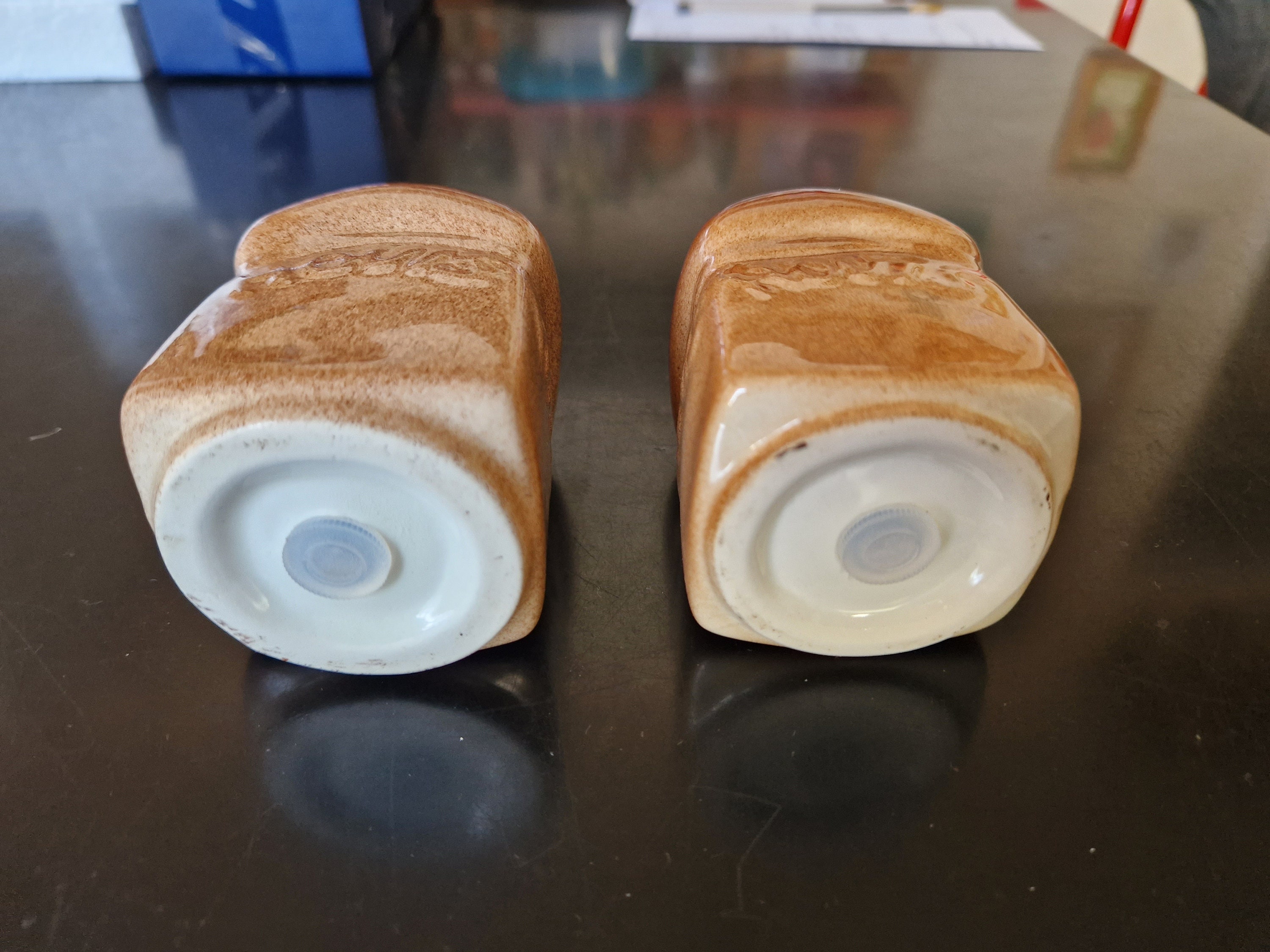 vintage*【HOVIS】Solt & pepper ・ トーストラック vintage*【HOVIS】Solt & pepper ・ トーストラック vintage*【HOVIS