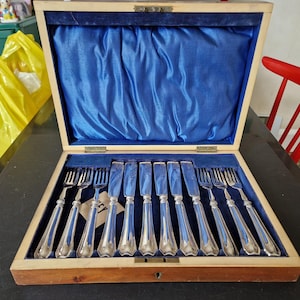 Vintage Epns Fish Knives - Etsy
