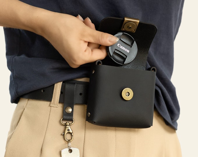 Leather Belt Bag, Waist Pouch, EDC Organizer, Magnetic Closure, Minimalist Carry Bag.
