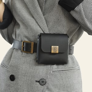 Kleine leren heuptas: minimalistische gereedschapstas voor dames