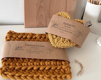 Geschenkset handgemacht, Topflappen-Set in Herzform, Topfuntersetzer zum Verschenken, gehäkelt aus recycelter Baumwolle, Weihnachten, Einzug