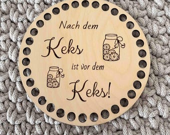 Gravierte Holzböden zum umhäkeln von Körben und Untersetzer
