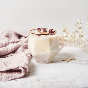 Damson Plum, Rose and Patchouli Hand Poured Soy Wax Candle, Large Glass Candle, Vegan Botanical Candle image 3