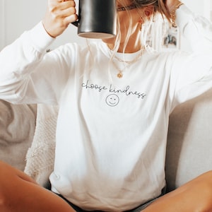 Choose Kindness Comfort Colors® Long Sleeve Shirt Retro Teacher Shirt Positive Affirmation Mom Kindness Shirt Retro graphic Kindness VSCO