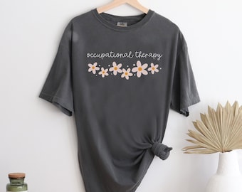 Terapia occupazionale Comfort Colors® T-shirt OT camicia terapista occupazionale terapista oversize regalo per laureato pediatrico COTA OTA Tee