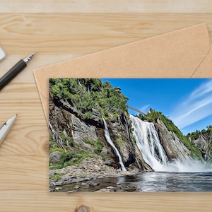 Biglietto d'auguri con cascata in Canada, biglietto d'auguri con cascata panoramica, regalo per gli amanti dei viaggi fotografici, arte paesaggistica del Quebec, arte della cascata