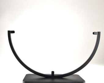 15" round stained glass display at 6 o'clock