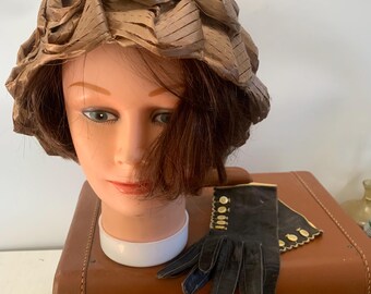 Vintage cloche-style raffia hat, 1930s-40s, hat, vintage millinery, French style hat, summer hat, church hat, wedding hat