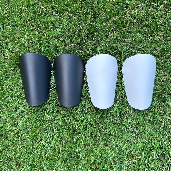 Mini Shin Pads / Shin Guards for football 8x5cm worn by pro's