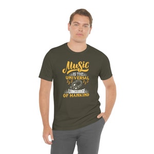 Music Is The Universal Language T-Shirt: Musician Gift Tee 画像 7