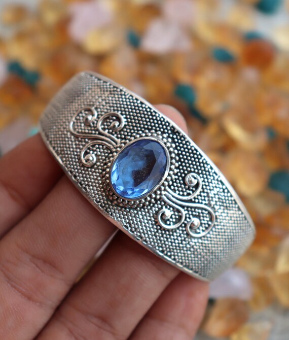 Tanzanite bangle shop