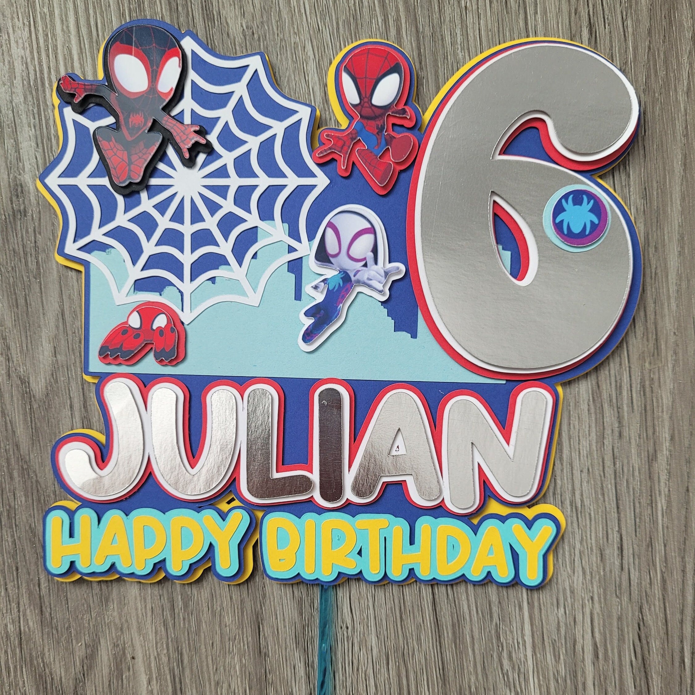 Cake Toppers En Papier 17,5 Cm - Spidey - Décoration De Gâteau Comestible - Décorations De Gâteaux - Pâtisserie