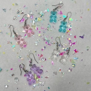 グミベアイヤリング、女の子へのギフト、キャンディイヤリング、ダングルイヤリング、女の子への楽しいギフト、ベアイヤリング