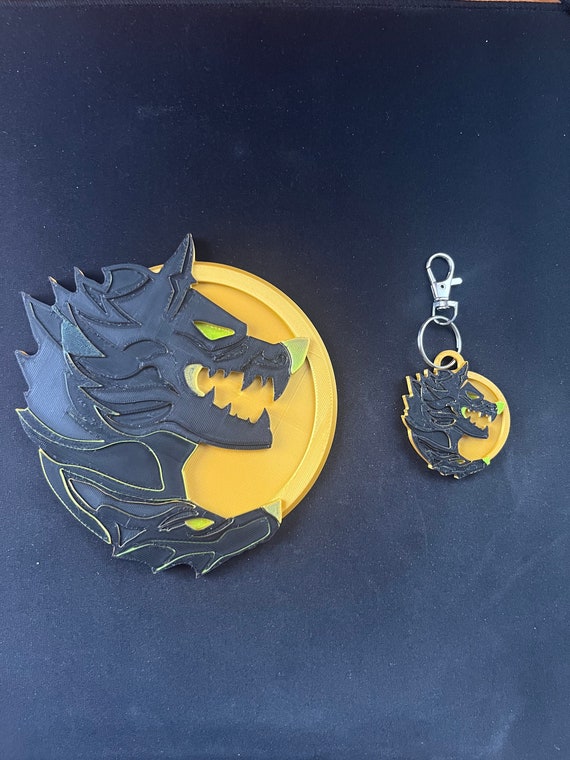 DIRGE OF CERBERUS - FINAL FANTASY VII - KEYCHAIN - CERBERUS