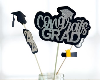 Graduation party centerpiece, graduation centerpieces, Graduation cap, graduation party decor, Graduation banner, 2023 Graduation Party