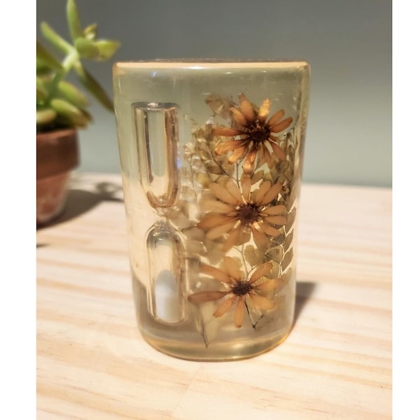 Vintage MCM Resin Dried Flower Sand Game Timer OOAK Rare Lucite Flower Floral Daisy Sunflower Gift Unisex