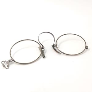 Antique 1920s Pince Nez Eyeglasses Pinch Nose Glasses Spectacles Silver Tone Vintage Small Rare  Christmas Gift Men Man Mens Wedding