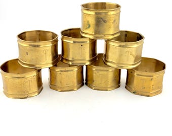 Juego de anillos a juego para sujetar servilletas de latón con monograma vintage en forma de T.