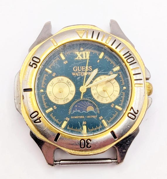 Vintage 1996 GUESS Waterpro Day/night Mens Watch Day/date  display picture 1