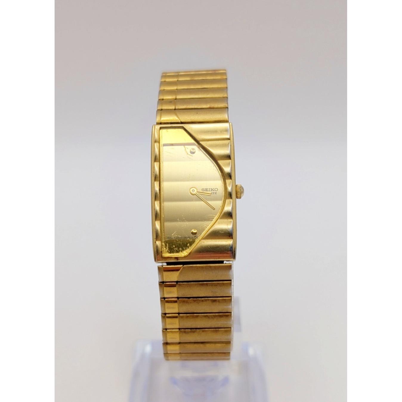 Seiko Half Moon Quartz Watch Women 2Y00-5G19 Gold Dial Link Band New Bat Works ! Seiko Quartz Watch Women 2Y00-5G19 Half Moon | Mercari main image 2