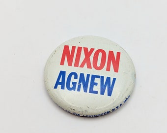 Vintage 1968 Official Nixon Agnew Presidential Election Button Campaign Politics, President, Watergate, White, Red, Blue