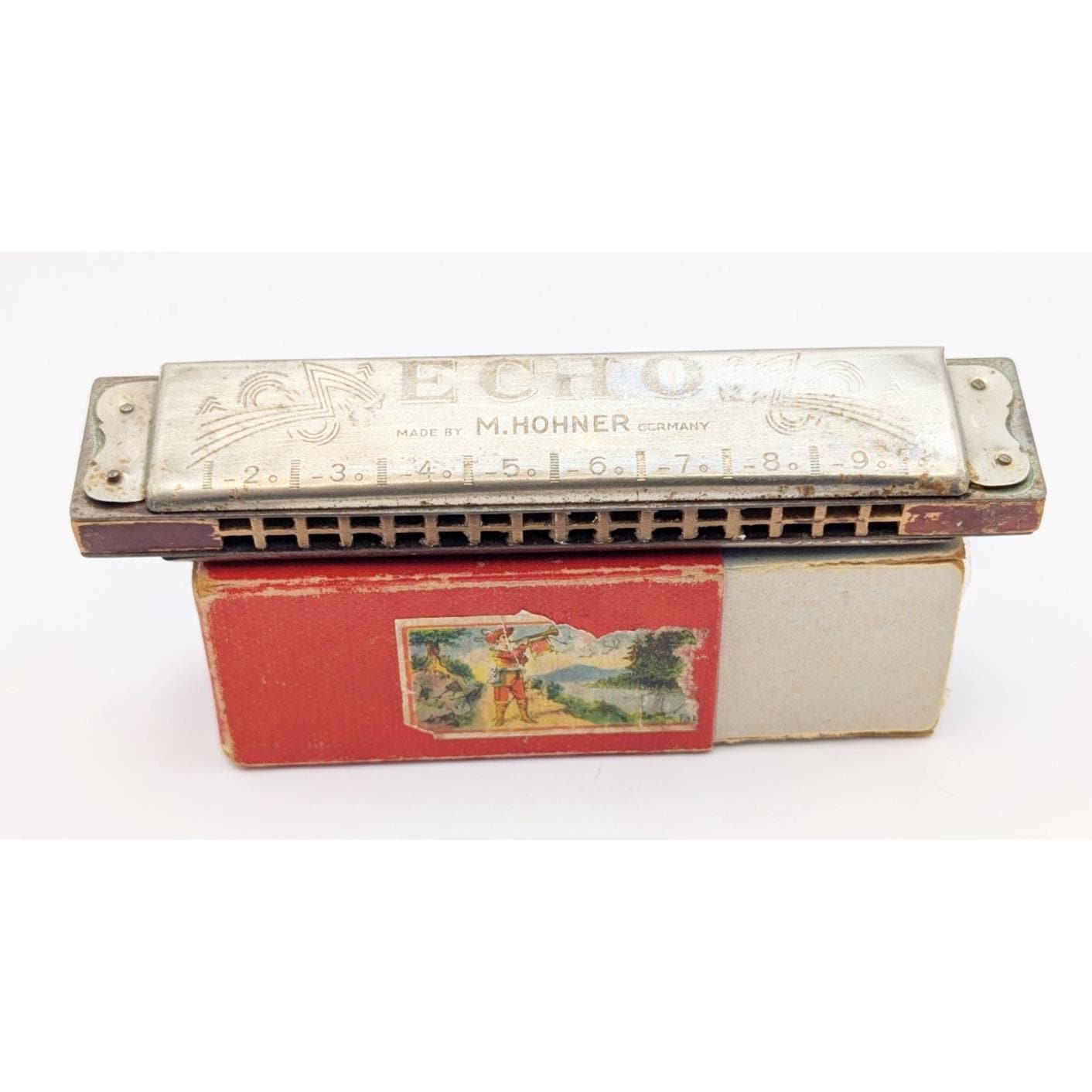 ホーナー社　ハーモニカ　Echo phone Amazon.com: Hohner 1493/32 C Echo Harmonica