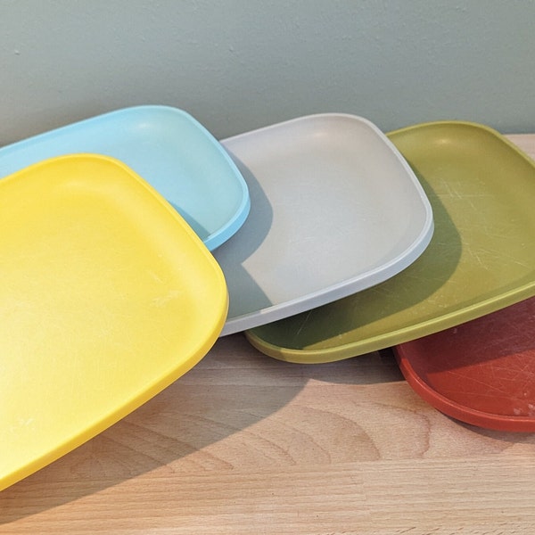 5 Vintage Tupperware Square Plastic Plates Colorful Olive Green Yellow Blue Rust Grey Harvest Colors Groovy Kids Plates Retro Gift