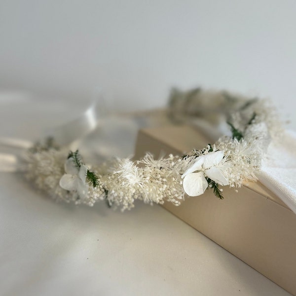 Hair crown for first holy communion, dried flower crown with white hydrangea,Hair flowers accessories for communion,communion headpiece