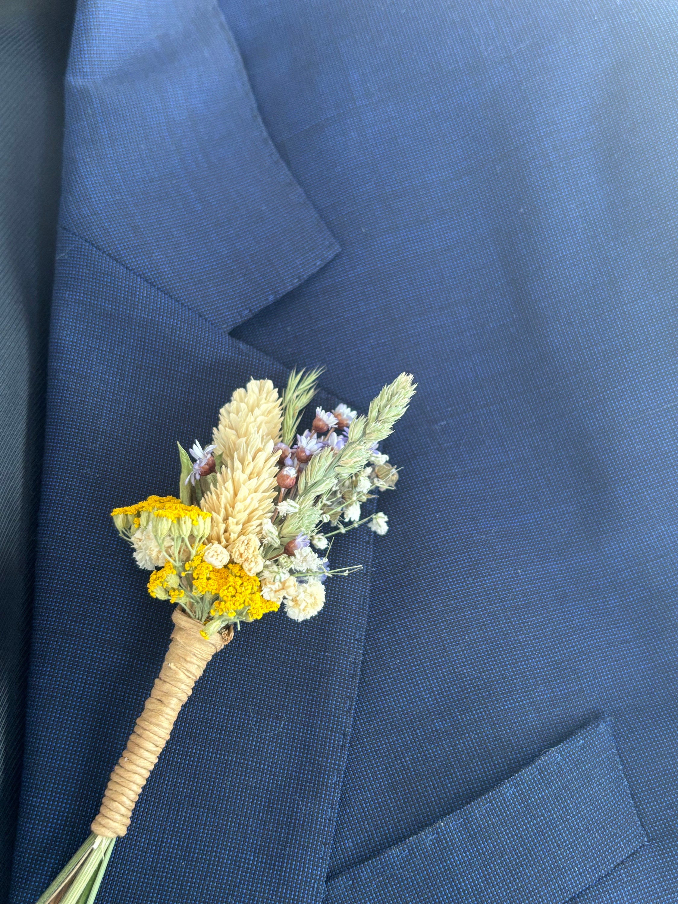 Boutonniere for men,Boutonniere for groom,Rustic Dried flowers boutonniere,Wedding corsage,Dried flower corsage,Rustic wedding decorations