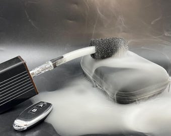 Mini Fog Machine-Handheld Wireless Smoke Maker with Remote Control for Photography,Halloween,Outdoor Events,cosplay,party,gift,disco