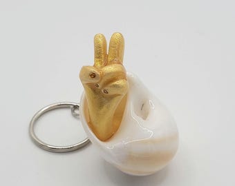Pendants, keychains, statement pendants, glow-in-the-dark pendants, middle finger or peace sign