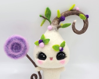 Princess Lolliefee Felt Doll, Unique Piece – Kawaii Needle-Felted Fairy with Lollipop & Polymer Clay Eyes – Wool Figurine, Handmade Gift