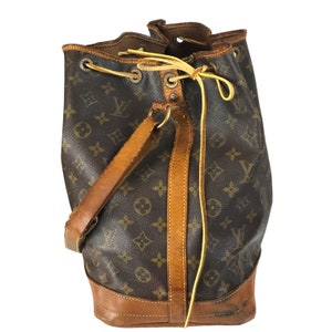 Louis Vuitton Petit Noe drawstring bag brown monogram canvas & natural  leather ref.622826 - Joli Closet