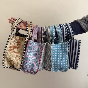Handgjord quiltad mini-tygväska | Blocktryckt bomullsmatkasse