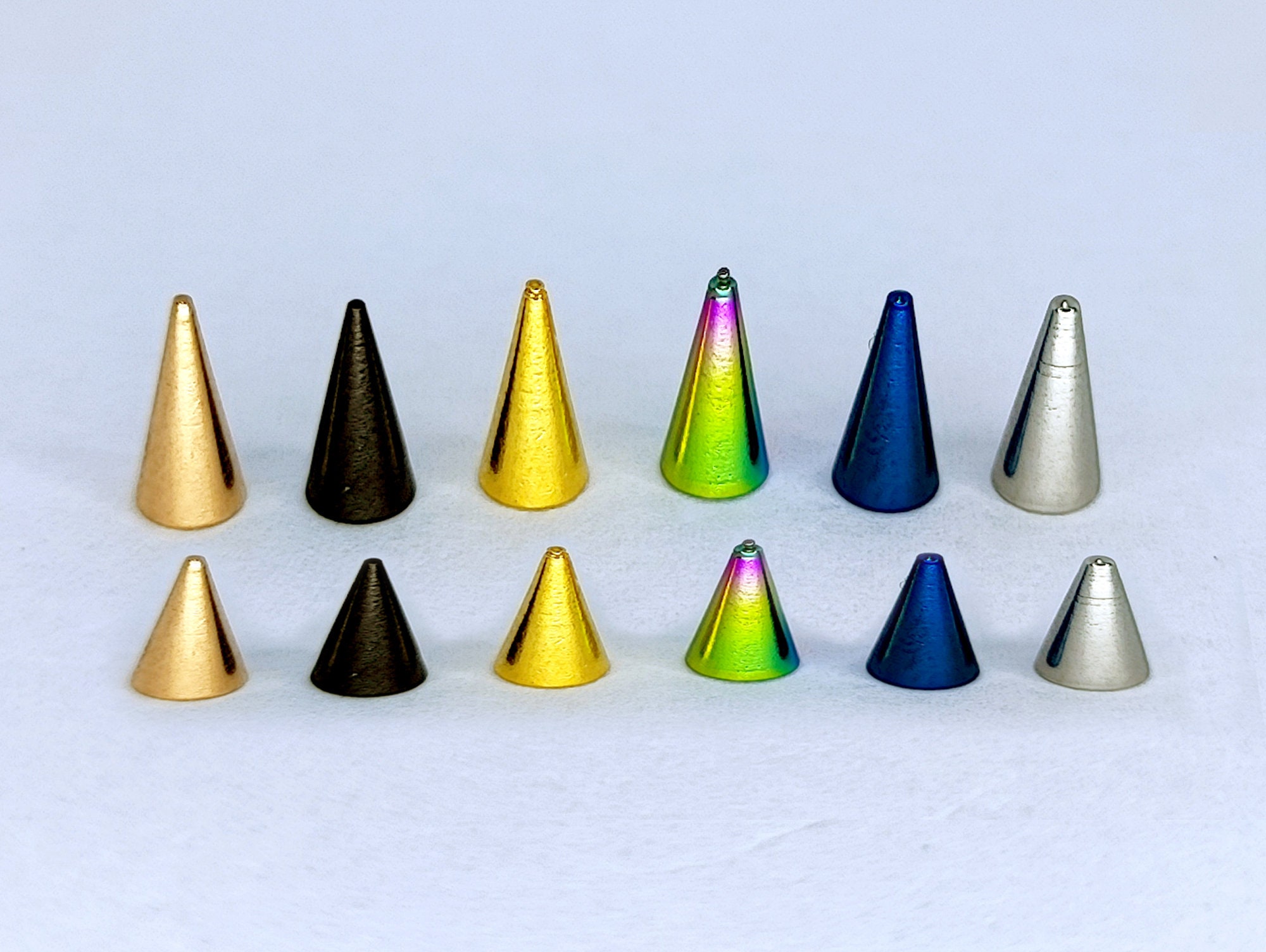 Borchie A Cono Appuntite Argentate 10x29mm Con Chiusura A Vite, 10 Pezzi Per Moda Punk E Fai Da Te