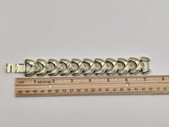 KARU Chunky Gold-Tone Link Bracelet - image 8