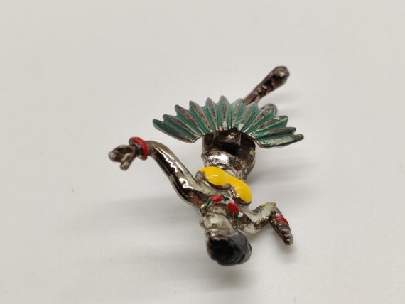 Dancing Hula Girl Novelty Brooch - image 5