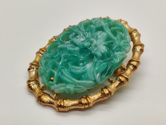 CARVED faux Jade and Gold  signed GERRYS Pendant/… - image 5