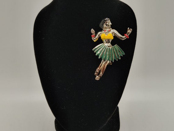 Dancing Hula Girl Novelty Brooch - image 2