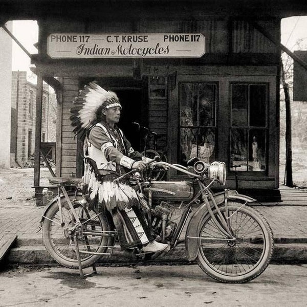 Vintage Indian Motorcycle Chief 1920s ad retro Poster Picture Photo Print