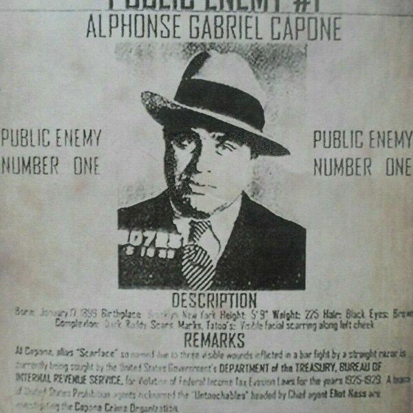 Al Capone Scarface Wanted Poster Mafia Gangster Organized Crime Classic Historic Glossy Poster Picture Photo Print