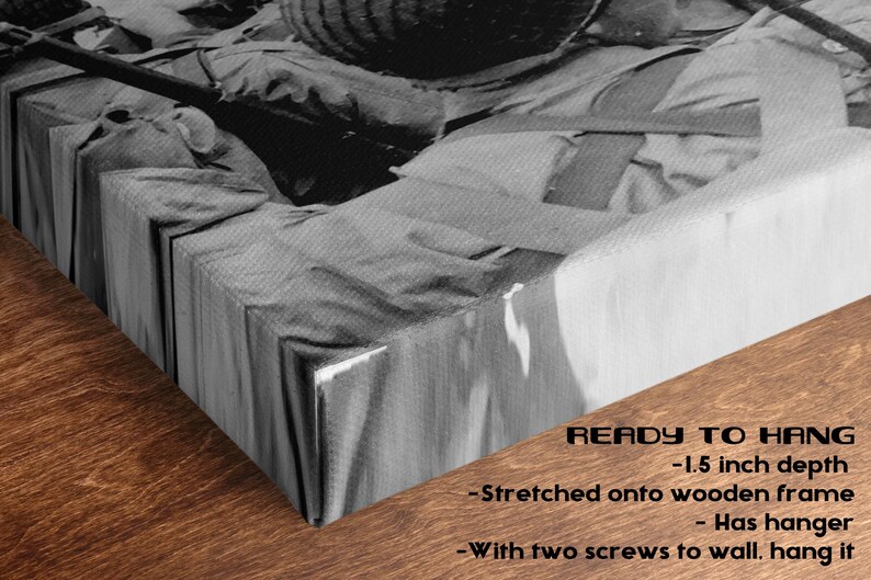 D-Day Normandy Canvas Art American Troops, Omaha Beach Historic Photo (Black and White, Premium Canvas, R image 7