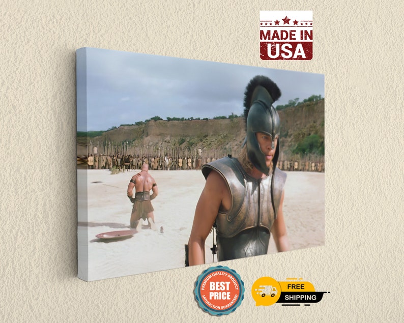 a picture of a man in a gladia costume