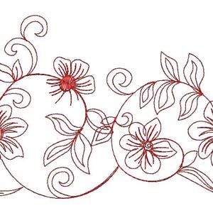 Może przedstawiać: Dekoracyjny haftowany wzór bordiury kwiatowej, ze stylizowanymi kwiatami, liśćmi i pnączami. Haft jest w kolorze głębokiej czerwieni, z centrami kwiatów podkreślonymi ciemniejszym odcieniem. Odpowiedni do różnych projektów rzemieślniczych.